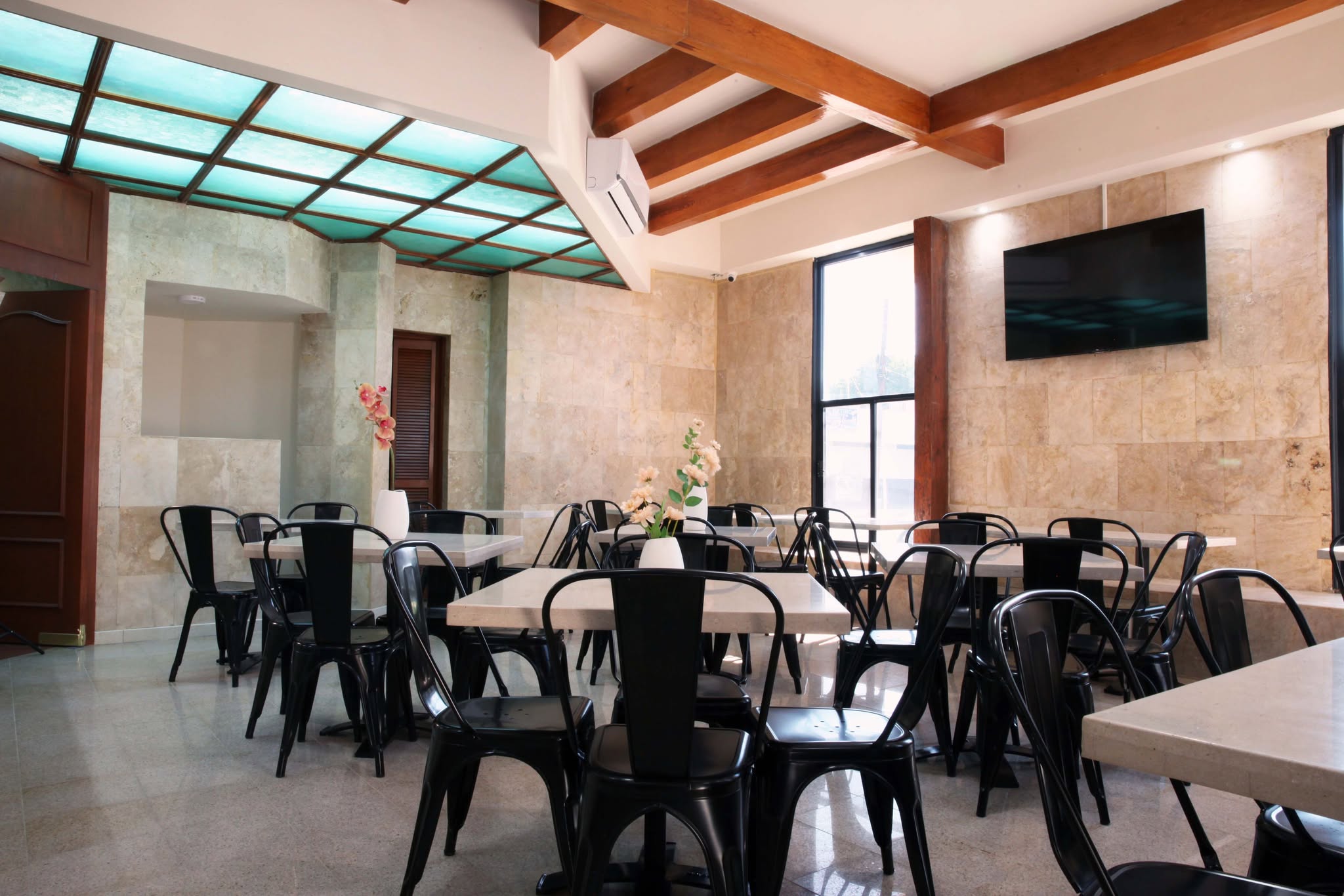 Restaurante — Grand Lion Hotel